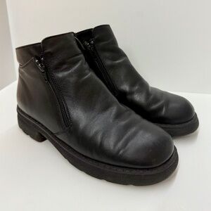 NAOT Black Leather Ankle Boots Size 39 Moto Double Side Zip Y2K Round Toe Chunky